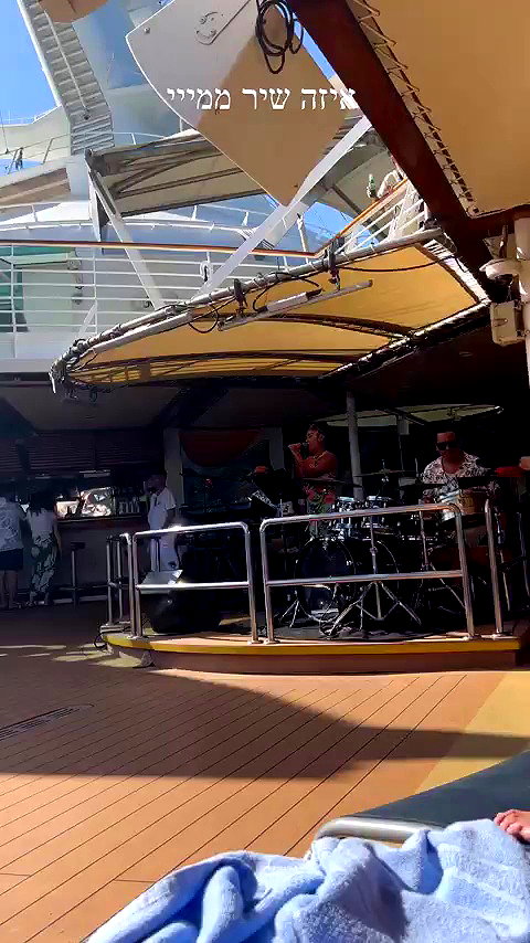 liori_hen archive video preview