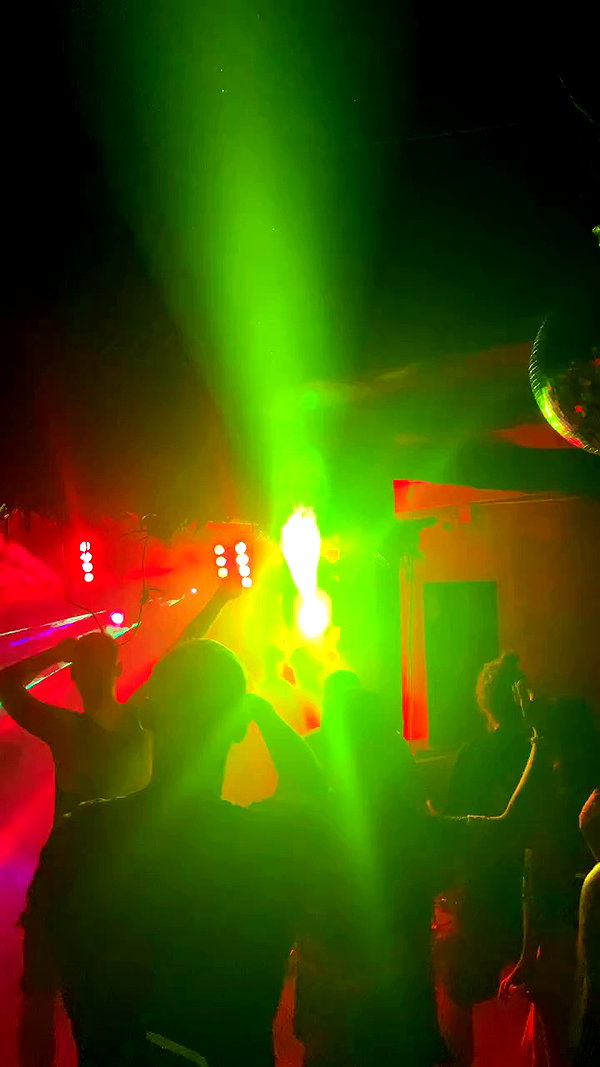 liori_hen archive video preview