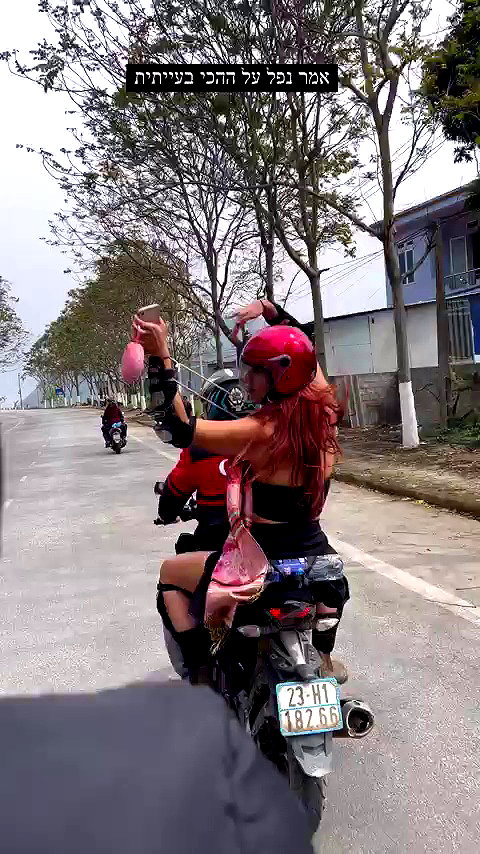 liori_hen archive video preview
