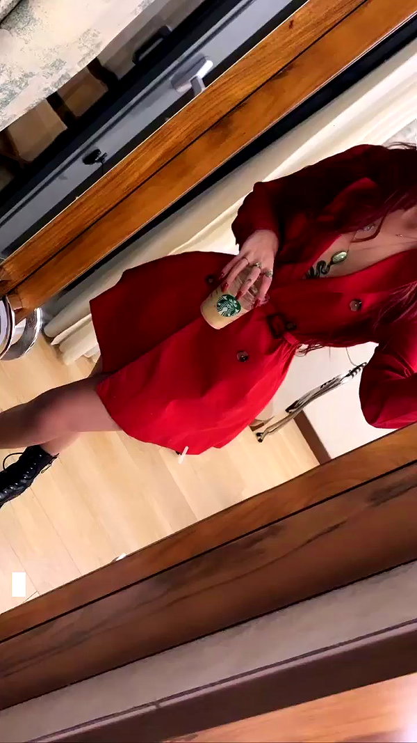 liori_hen archive video preview
