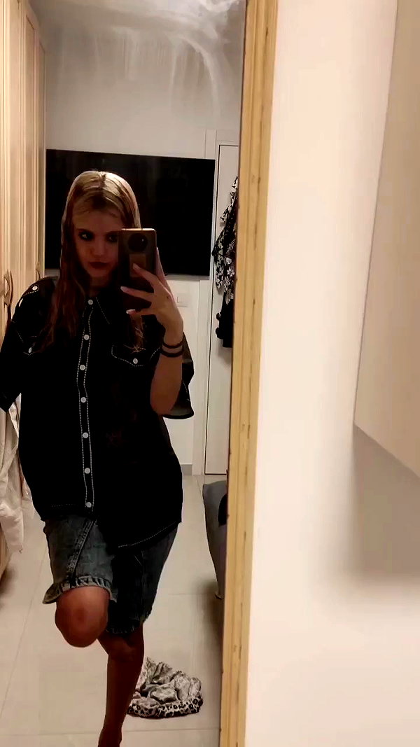 _wayw4rd_ archive video preview