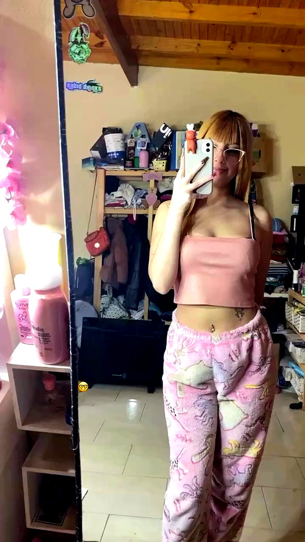 chiiaaaaaara.v archive video preview