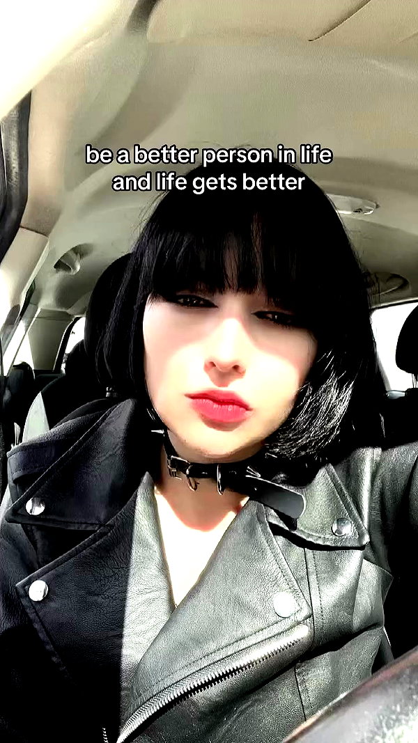 vampx.mika archive video preview