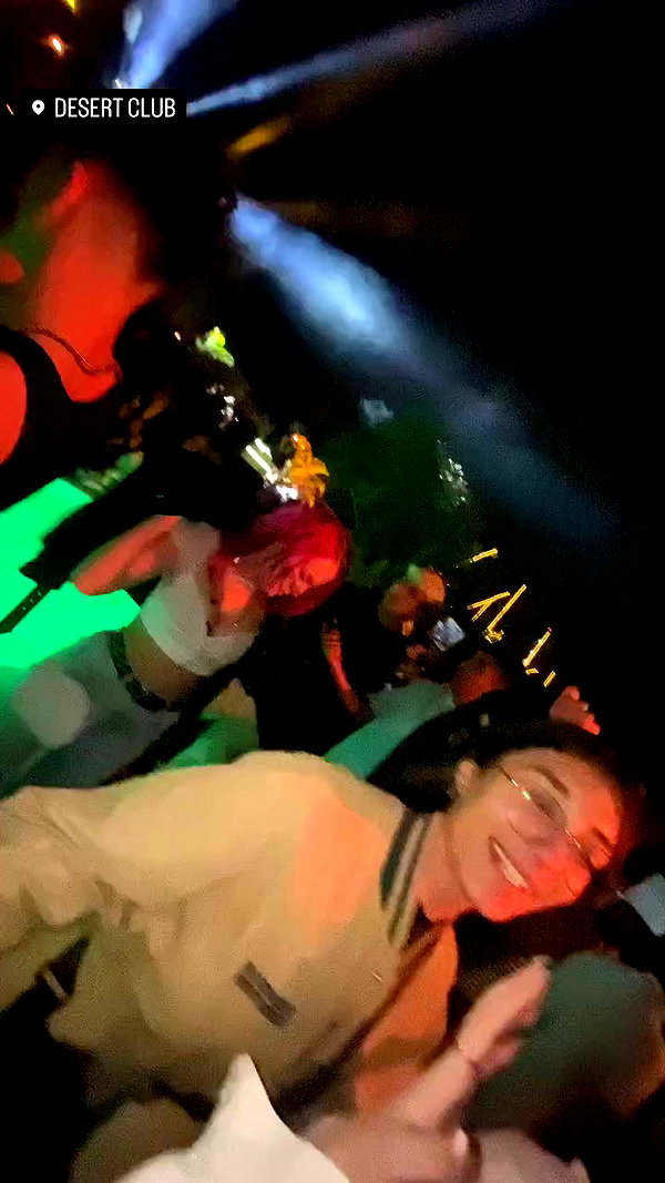 a.roniiiiii archive video preview