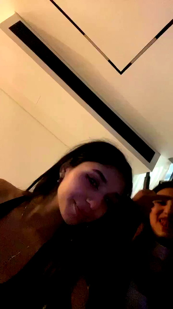 a.roniiiiii archive video preview