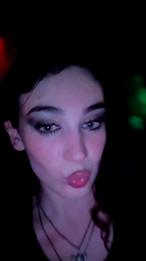 sorryiatetheapple archive video preview