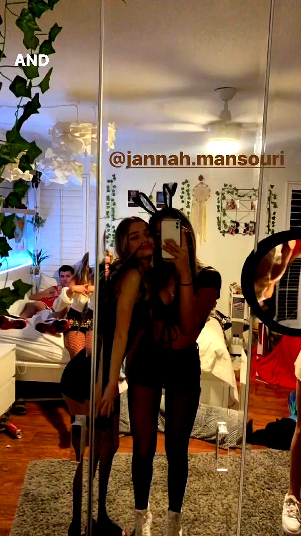 julianabradyy archive video preview