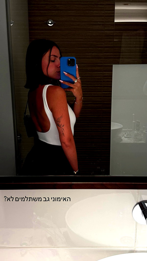 holllly.molly archive video preview