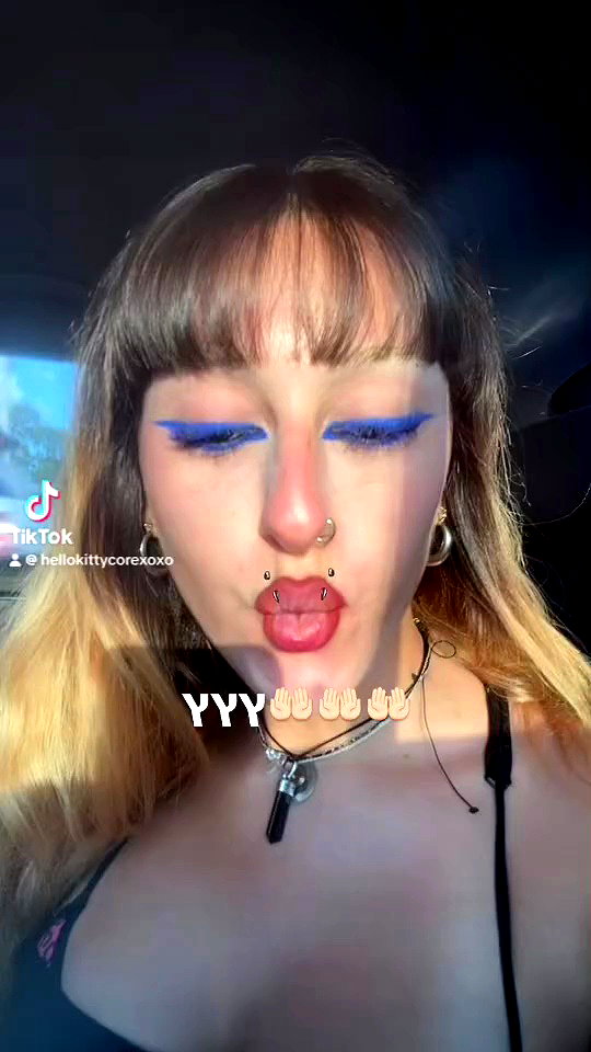 manic__sexdoll archive video preview