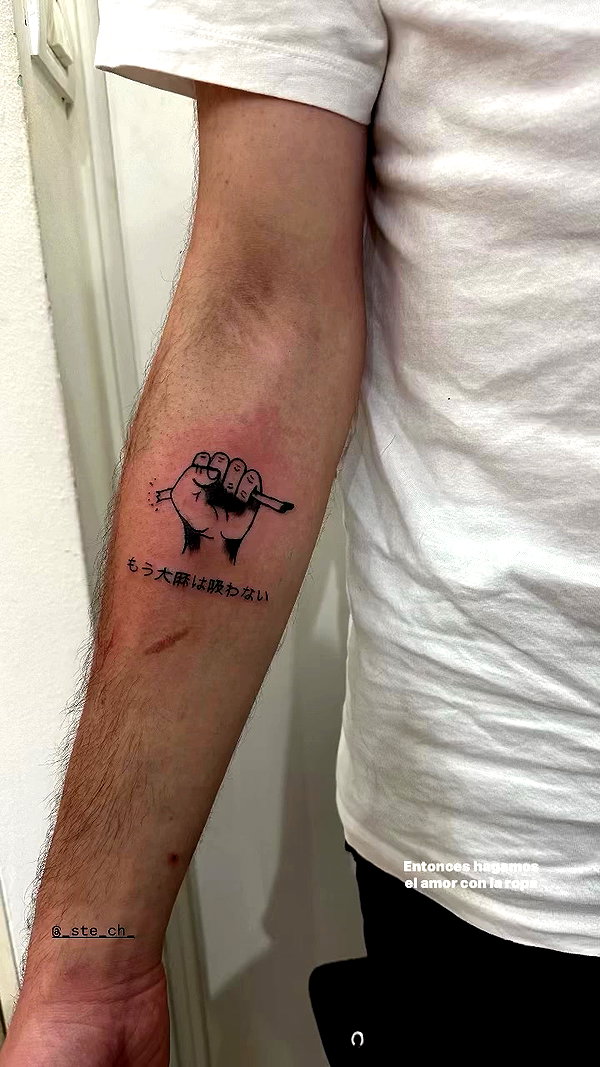 bitch_tattooist_17 archive video preview