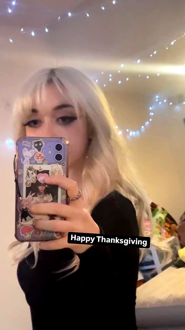 iluvmeww archive video preview