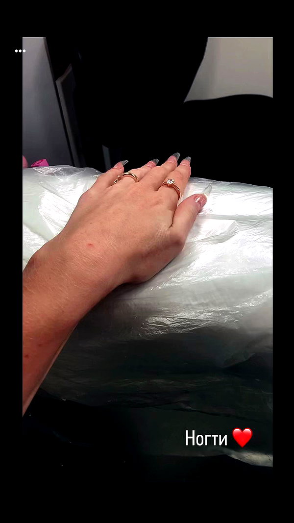 bitch_tattooist_17 archive video preview