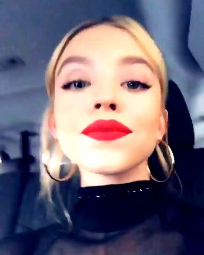 sydney_sweeney sydney_sweeney archive video
