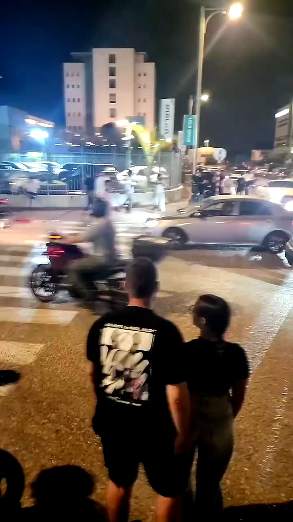 violet20010829 archive video preview