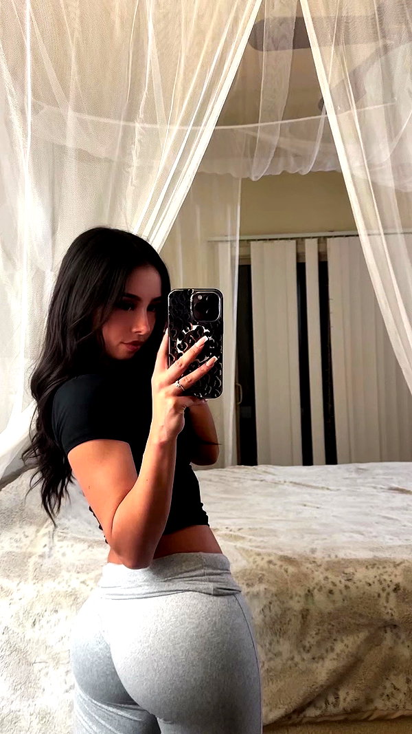 alexuhh_g archive video preview