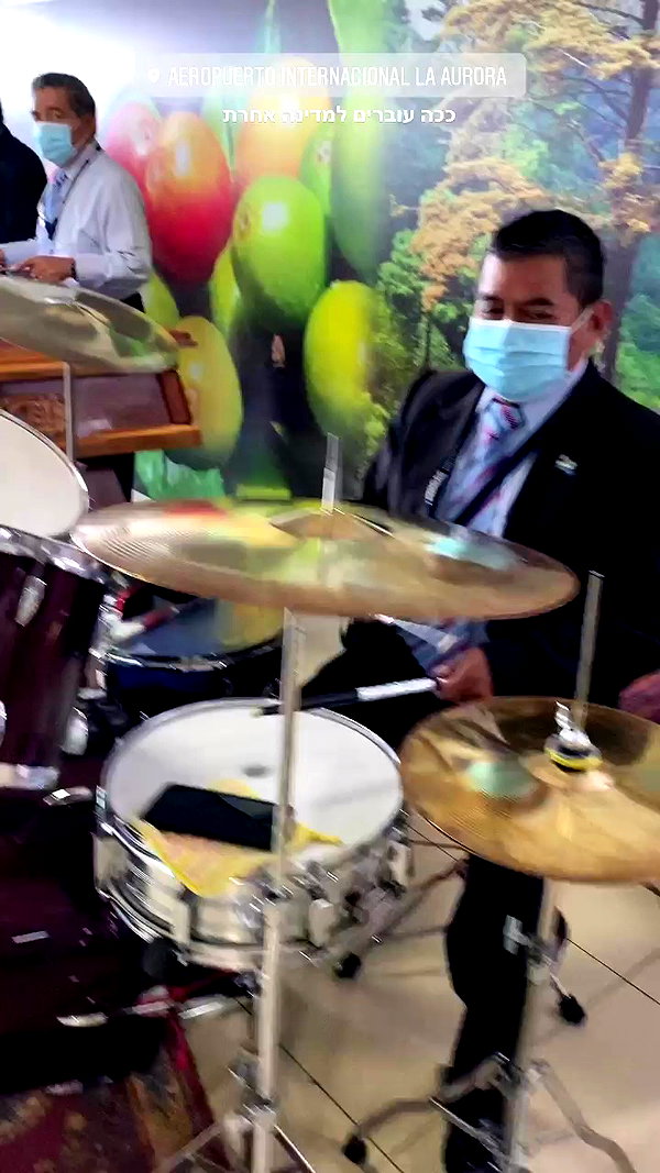 daniel_shallom archive video preview