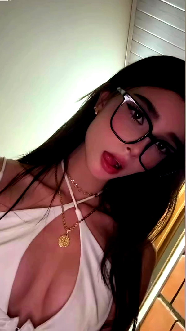 isabela_quintero25 archive video preview