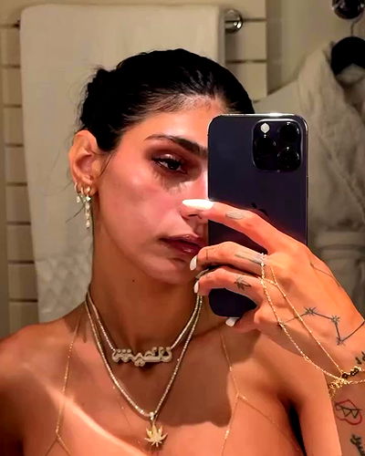 miakhalifa miakhalifa archive video