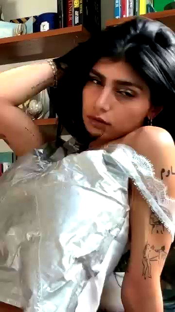 sevdaliza archive video preview