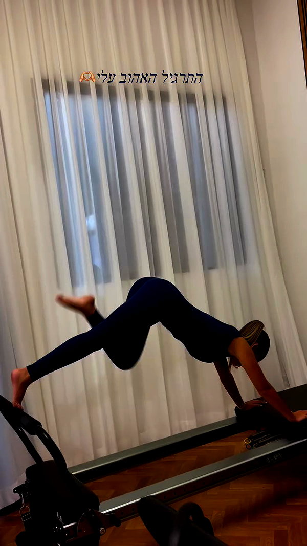 larin_manor10 archive video preview
