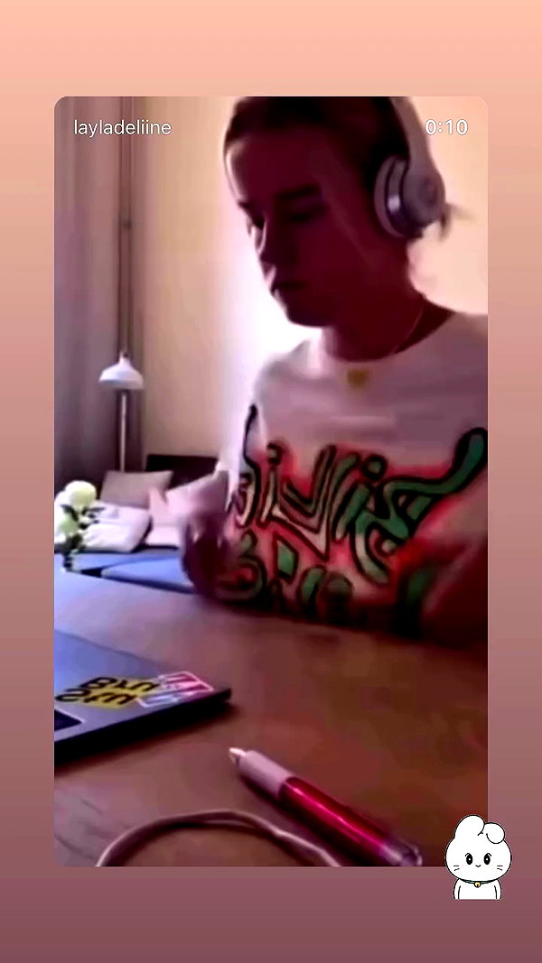 layladeliine archive video preview