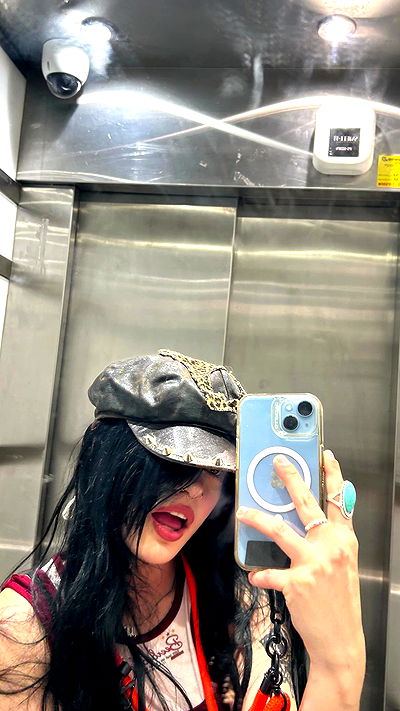 feelbetterinmysweater feelbetterinmysweater archive video