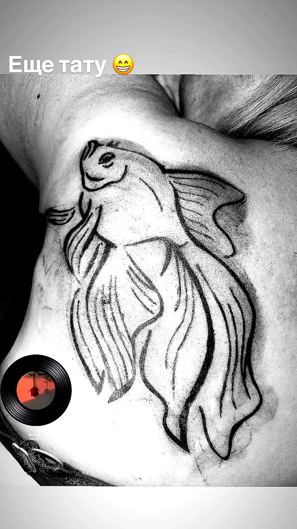 bitch_tattooist_17 archive video preview