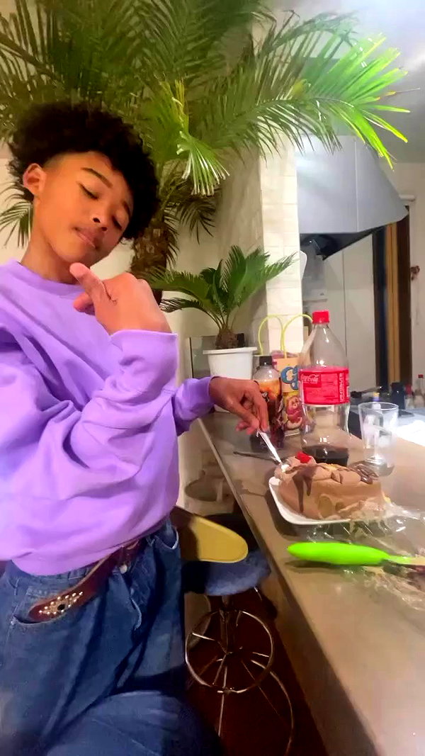 3liyen_ archive video preview