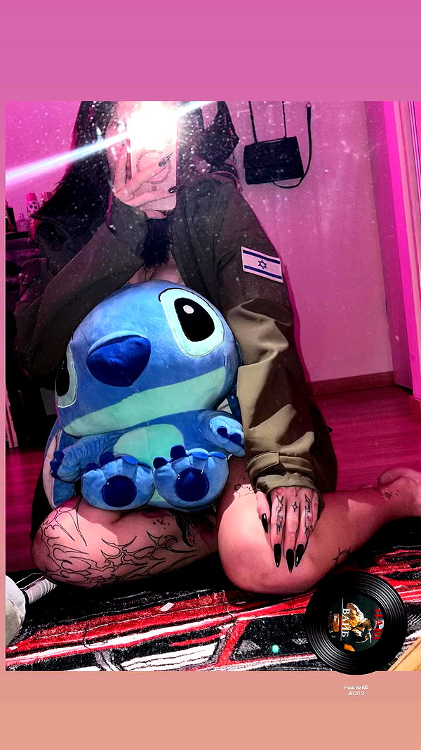 bitch_tattooist_17 archive video preview