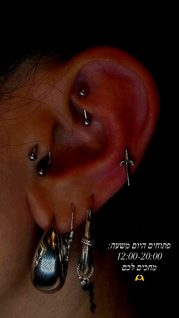 romy_ayalla_lavi archive video preview