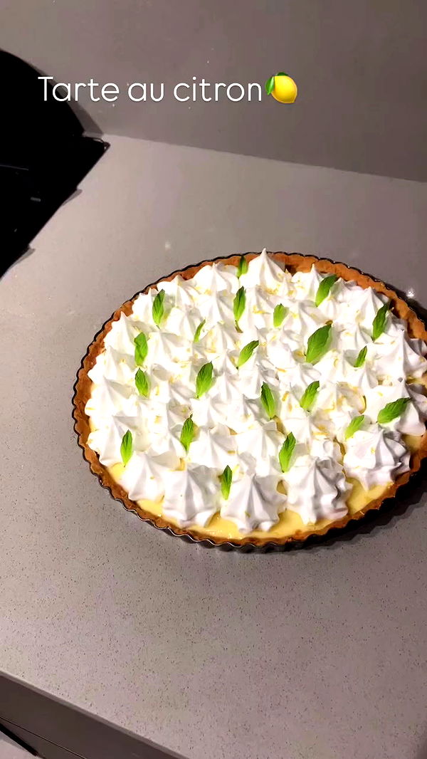 elianachetrit archive video preview