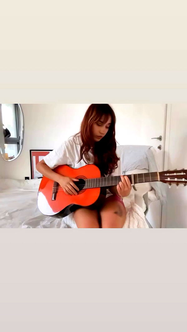 elianachetrit archive video preview