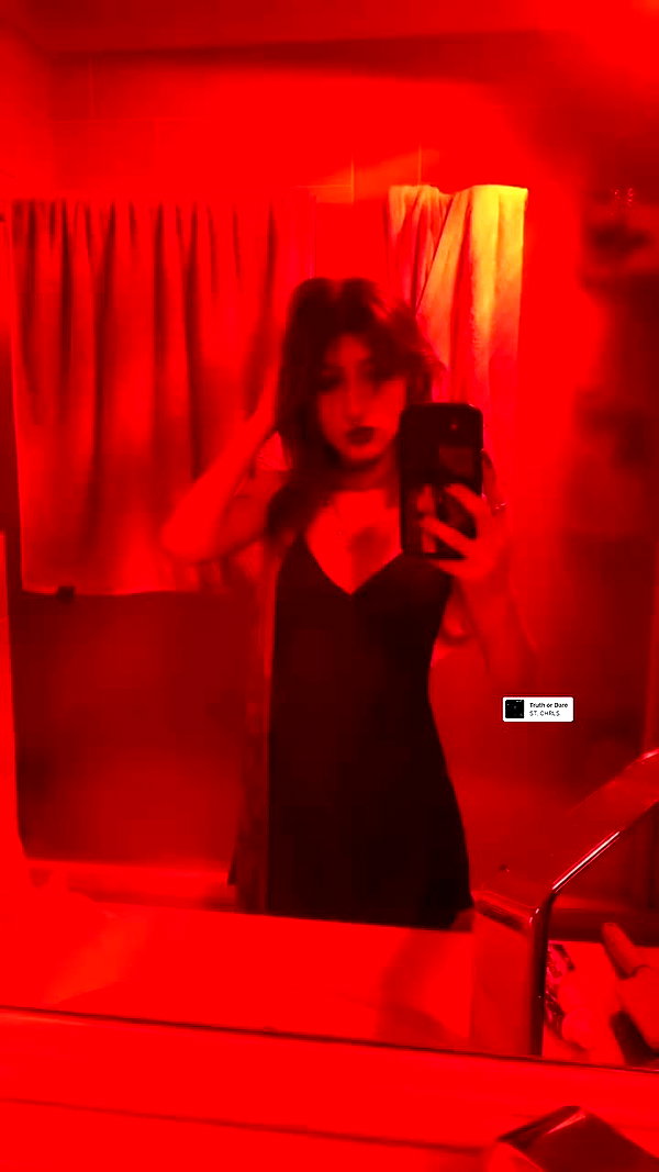 ella_loilta18.4 archive video preview