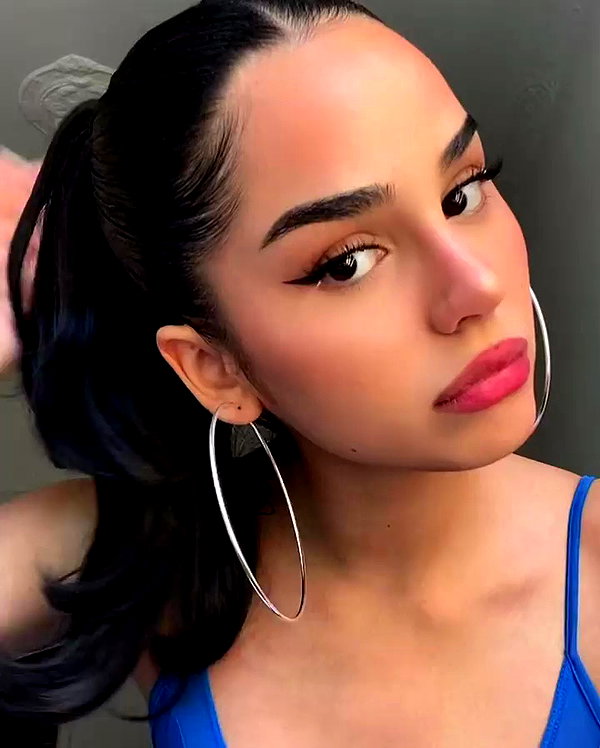 emilia.nia archive video preview
