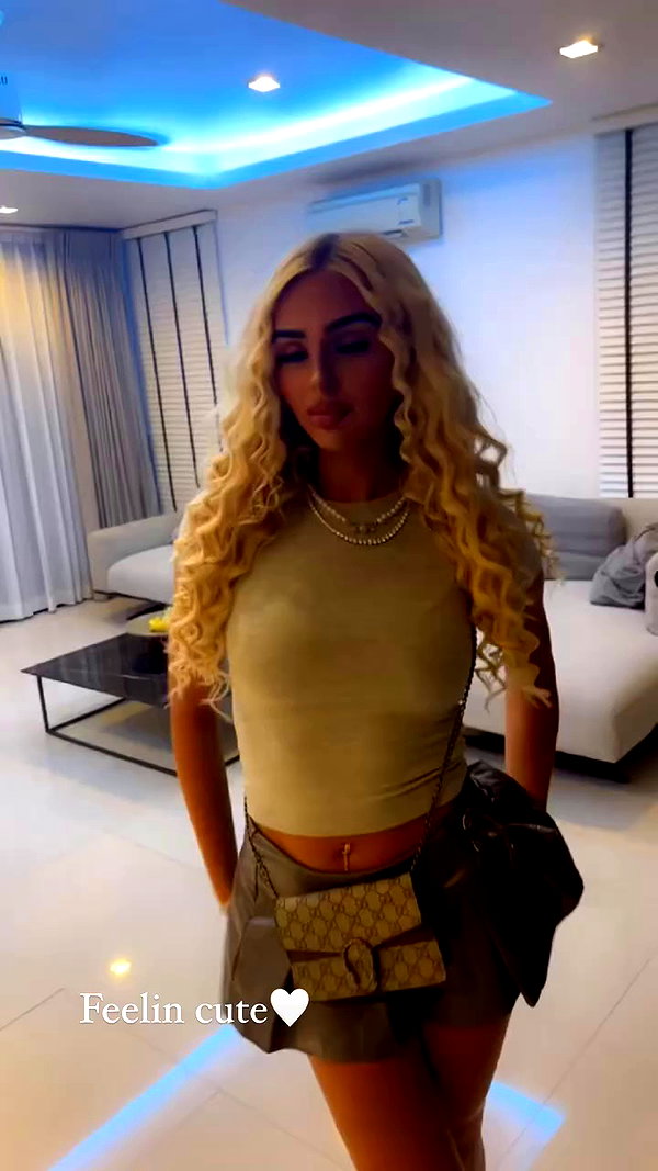 ellie.coldwell archive video preview
