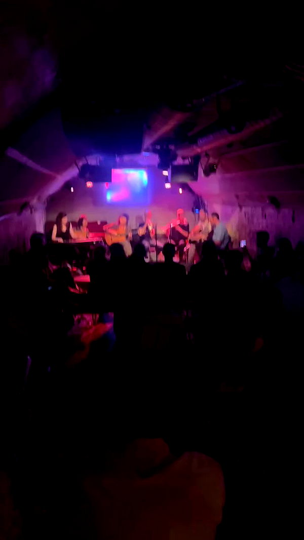 _femalien archive video preview