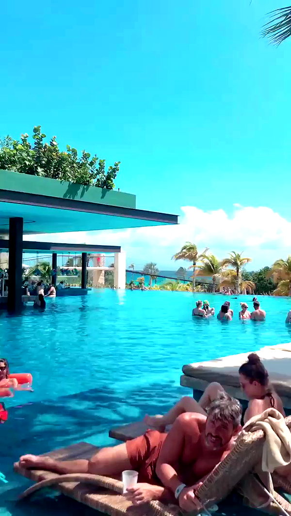 noa_mendel_ archive video preview
