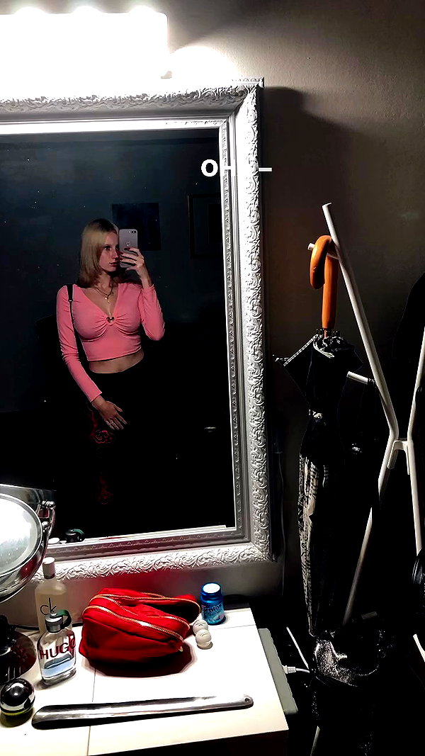 bitch_tattooist_17 archive video preview