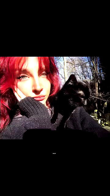 aekamee archive video preview