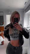 elena_blur Altpins Profile Picture
