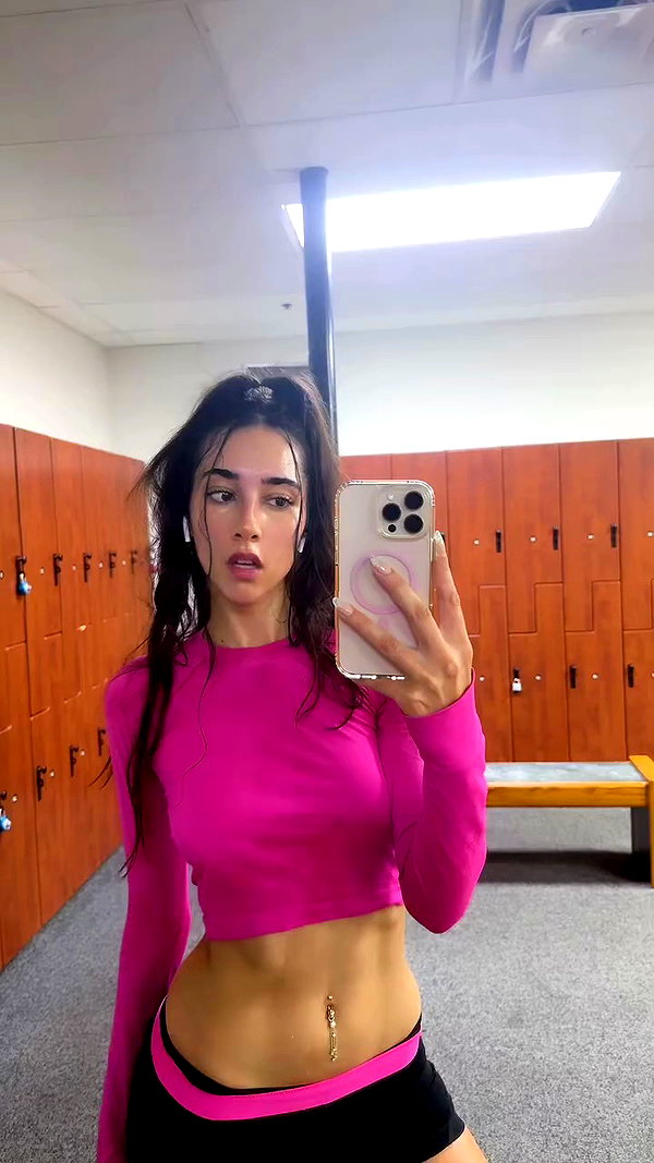 izzygreennxo archive video preview