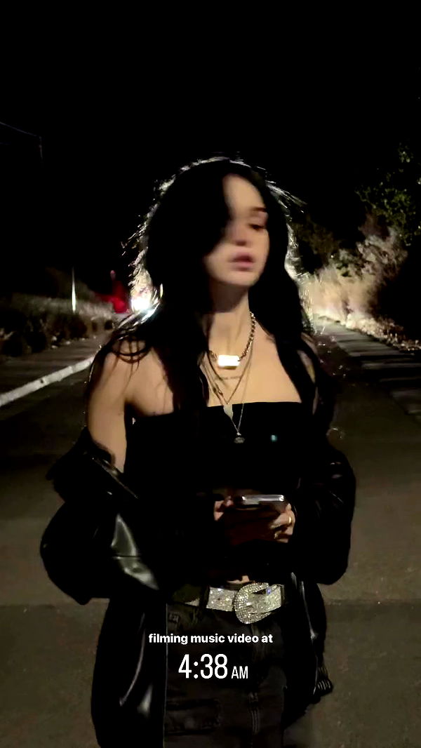 nevaaadaa archive video preview