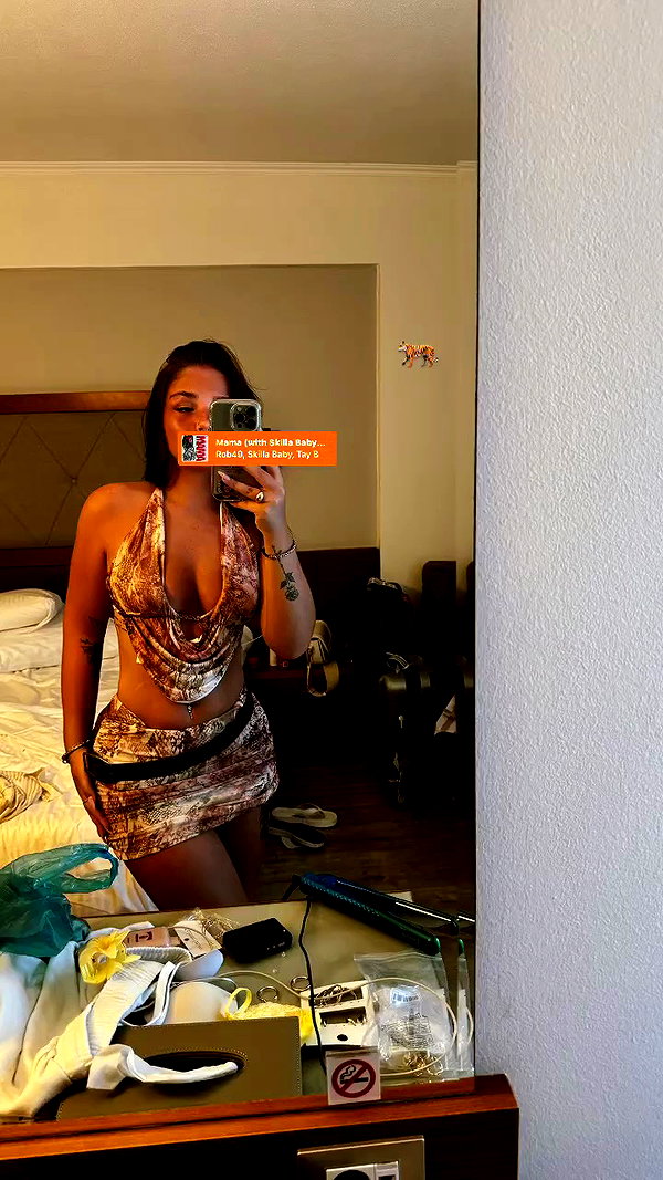 mishel_llll archive video preview