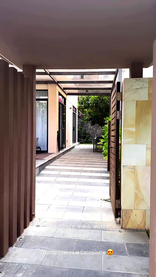 1ssakova archive video preview