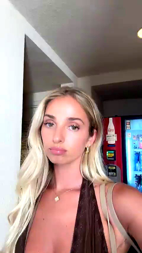 alexaadams30 archive video preview