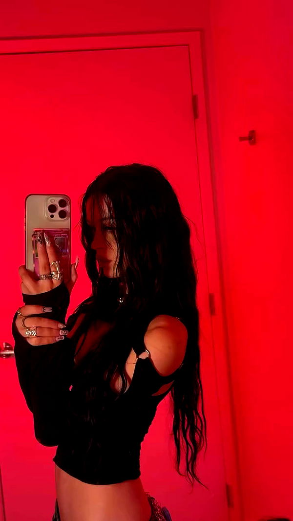 nevaaadaa archive video preview