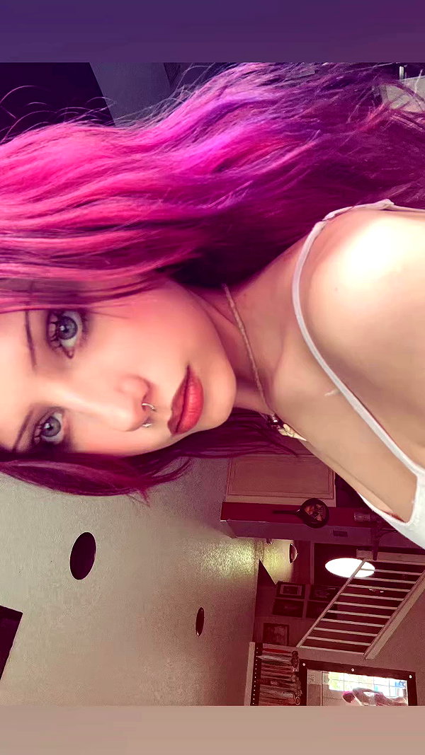 lov3r_lilly archive video preview