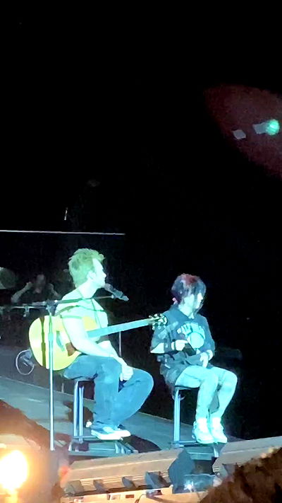 feelbetterinmysweater feelbetterinmysweater archive video