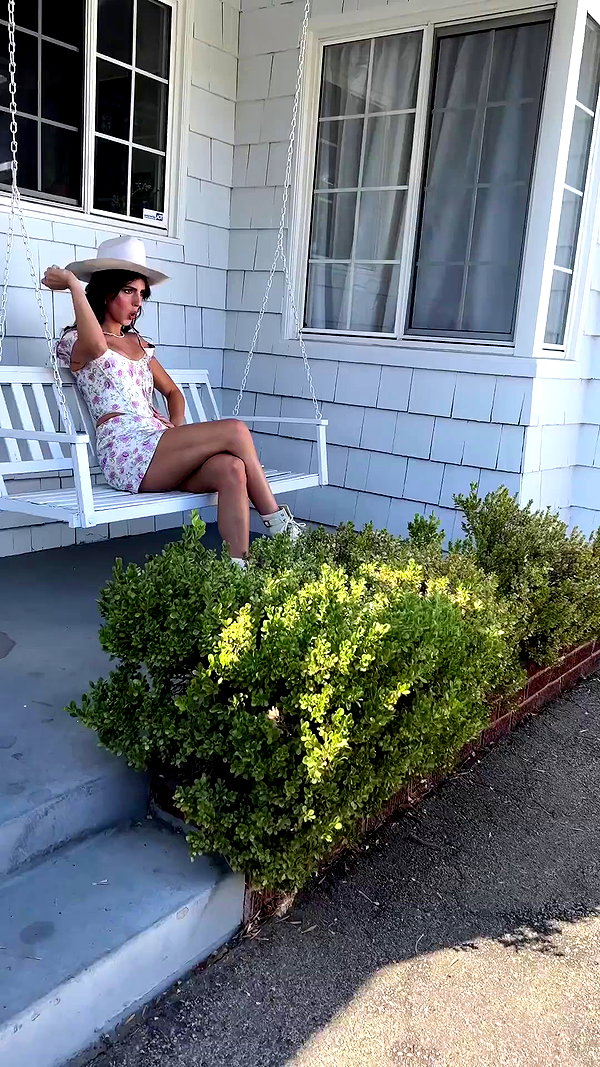 maxine_bowen archive video preview