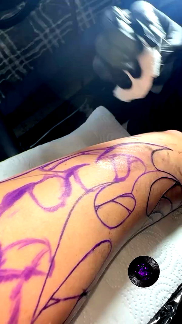 bitch_tattooist_17 archive video preview